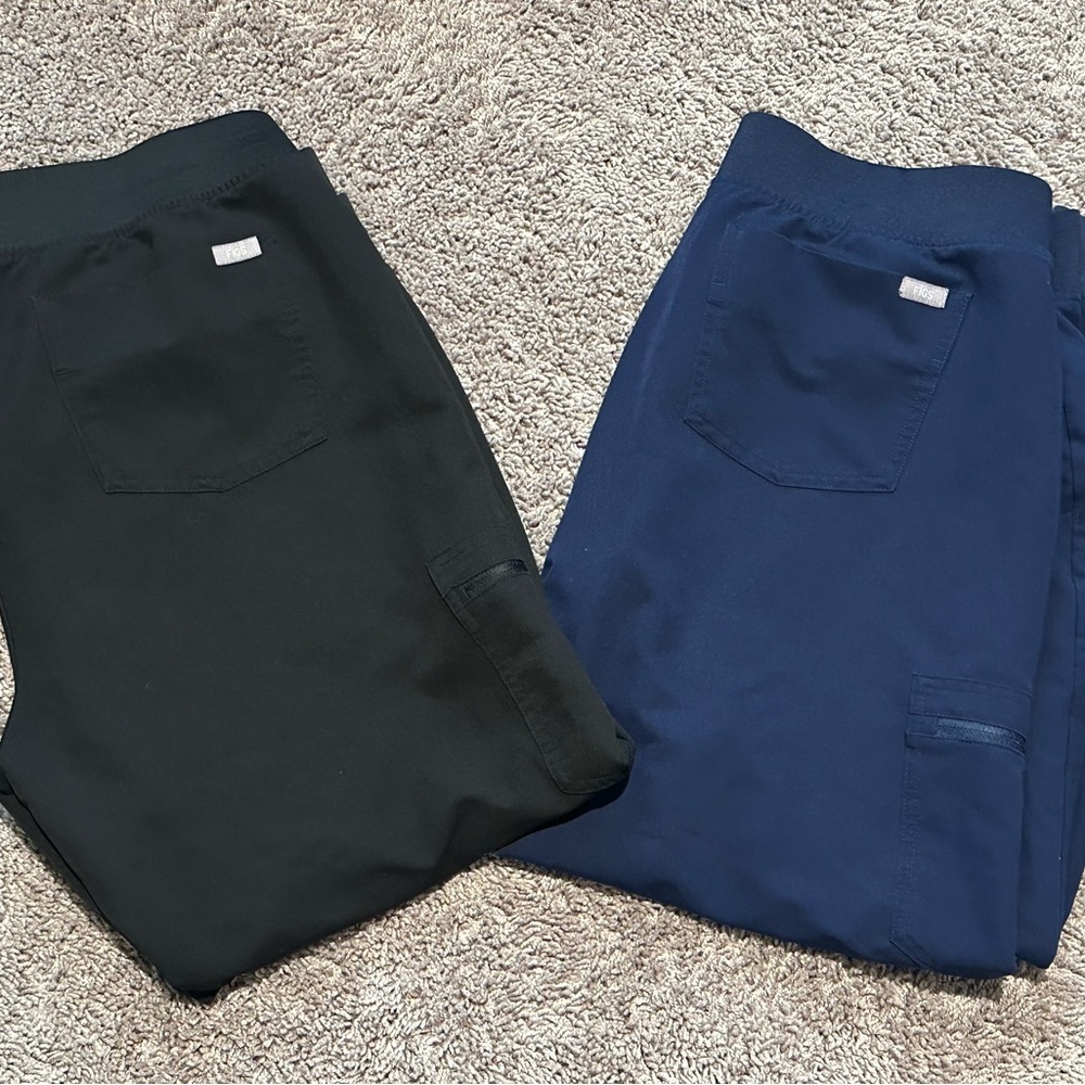 FIGS Technical Collection - Lot of 2 joggers (Black & Blue) Sz XLP
